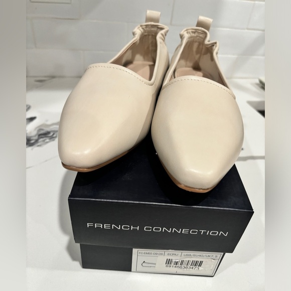 Clearing out❗️French Connection ‘Emee’ flats - Picture 2 of 4